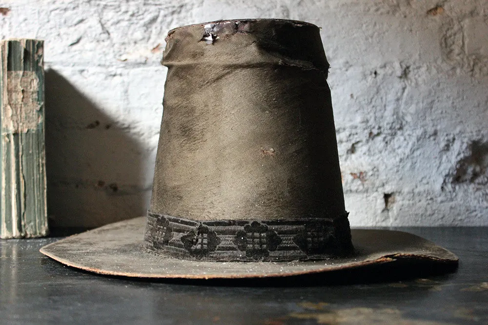 A Glorious Mid-19thC Ladies Silk Welsh Hat ‘Het Gymreig’ by 'Carver & Co late Dale & Co’ c.1850