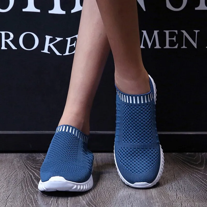 Breathable Mesh Sneakers Summer Slip on Soft Bottom Running Shoes Woman Plus Size Elastic Knit Casual Flats