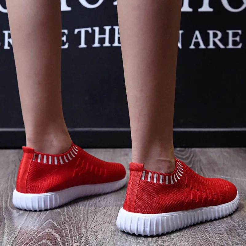 Breathable Mesh Sneakers Summer Slip on Soft Bottom Running Shoes Woman Plus Size Elastic Knit Casual Flats