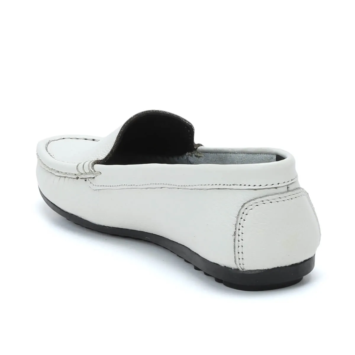 Chic Black Leather Loafers for Women Metro