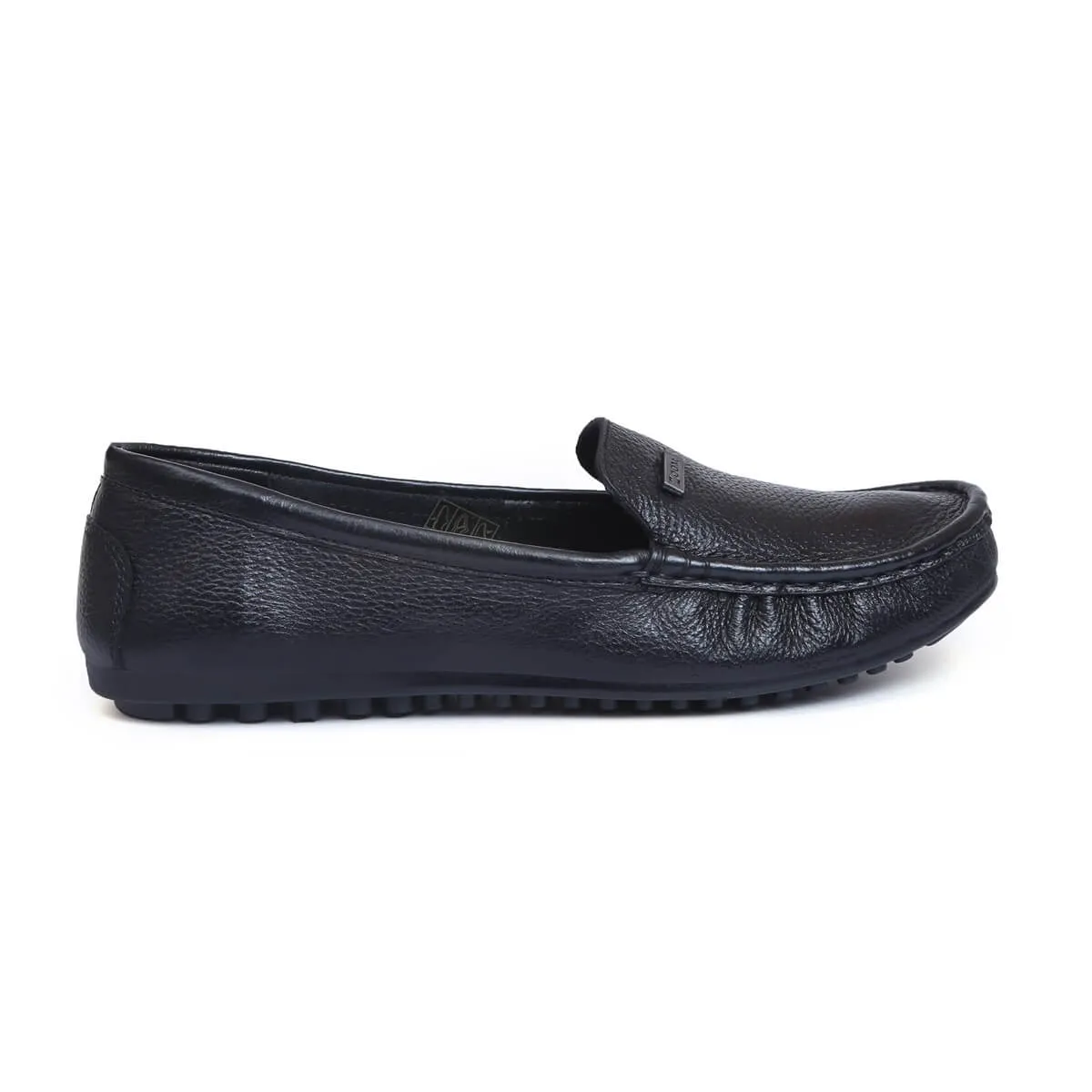 Chic Black Leather Loafers for Women Metro