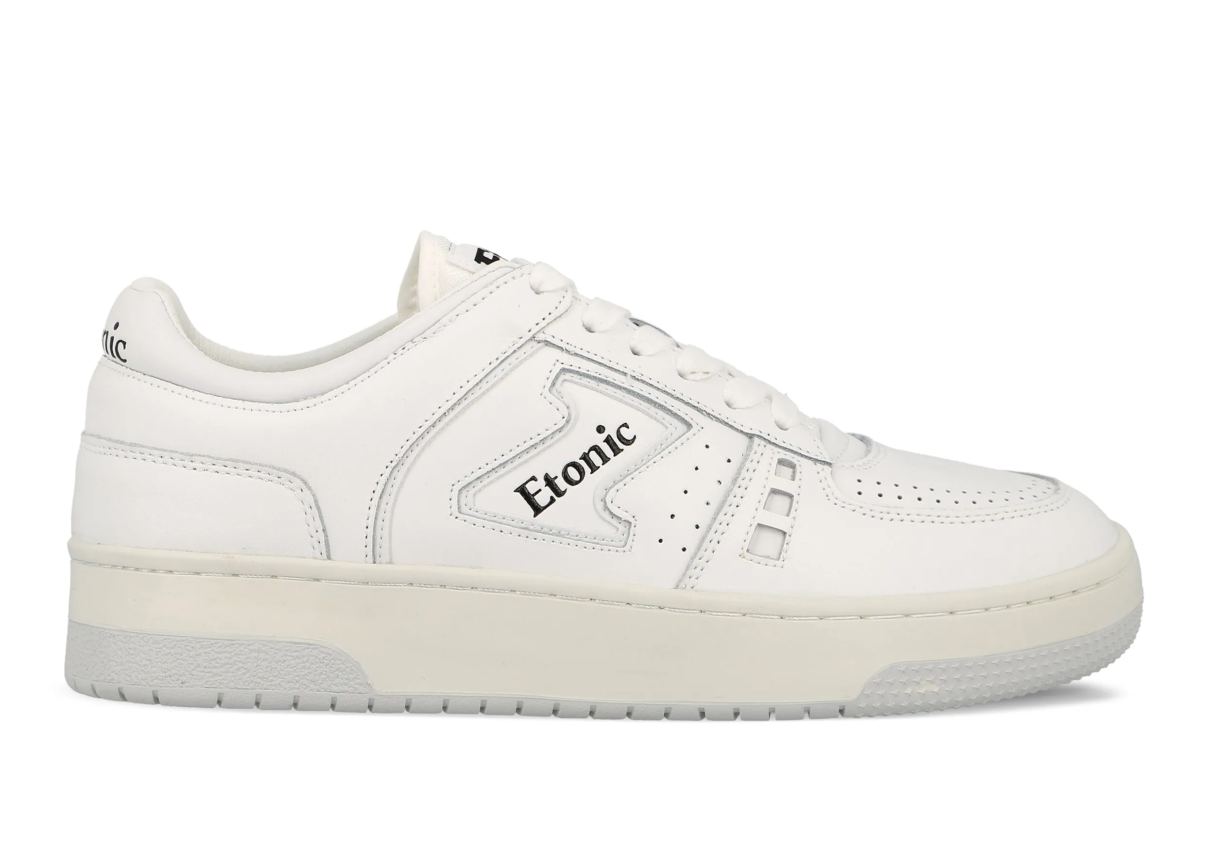 Etonic B509 sneakers in white leather with black details and off white outsole.