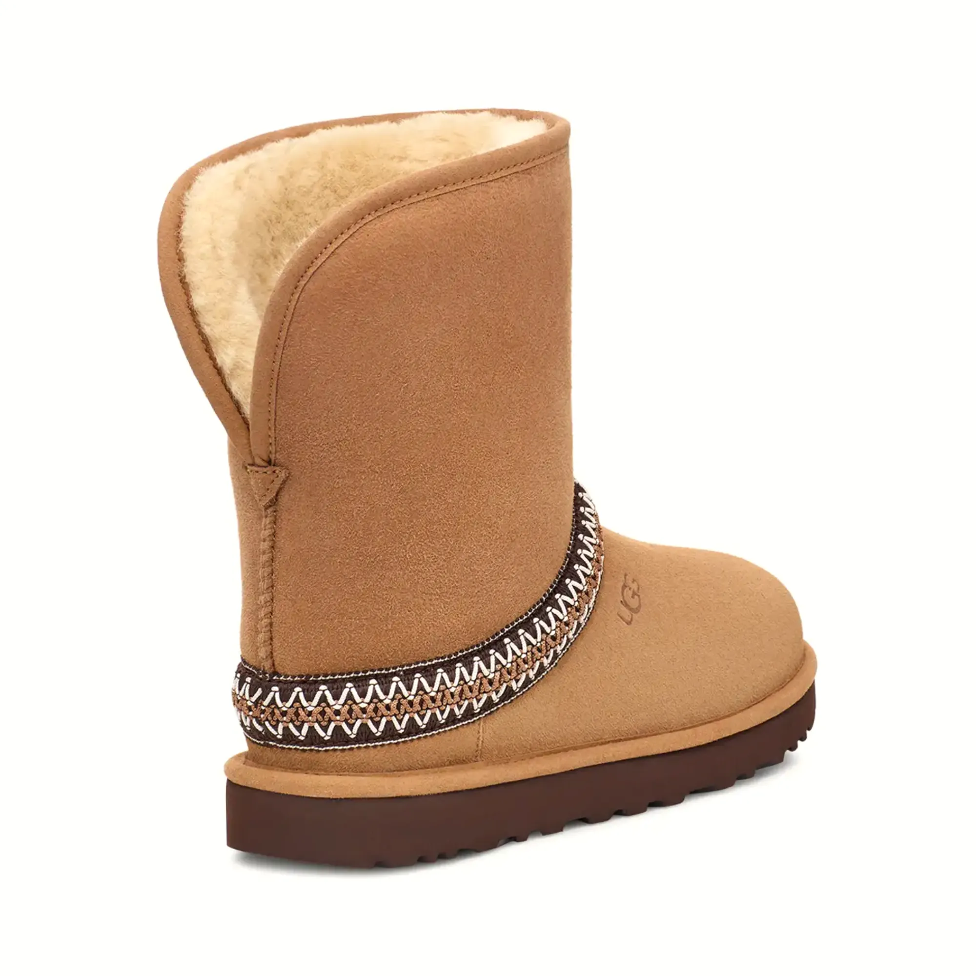 UGG CLASSIC SHORT CRESCENT BOOT WOMEN